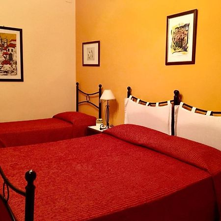 Hotel A Casa Di Mamma à Milazzo Extérieur photo